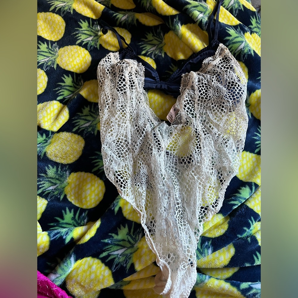victoria’s secret teddy bodysuit